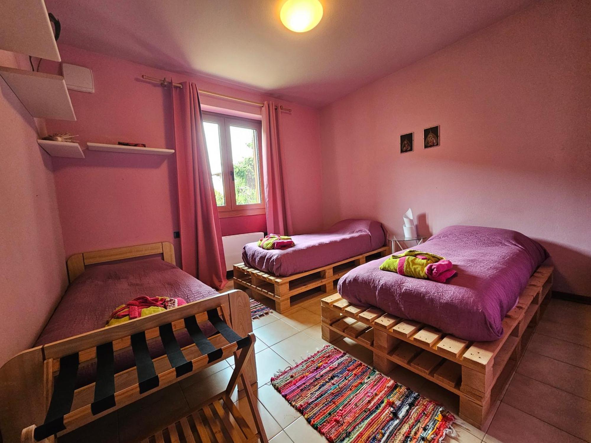 Villa Iris -Pet Friendly Stay - Garden - Private Parking- Bike Friendly Holiday House Colico Zewnętrze zdjęcie