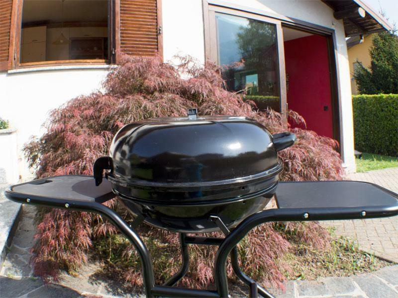 Villa Iris -Pet Friendly Stay - Garden - Private Parking- Bike Friendly Holiday House Colico Zewnętrze zdjęcie